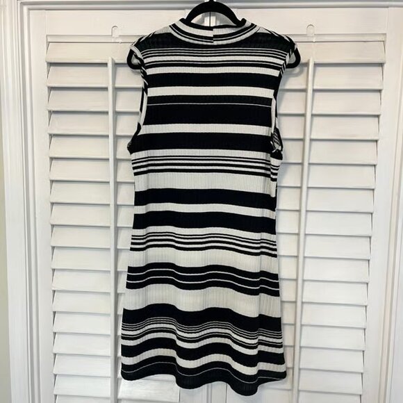 Ellen Weaver Black and White Stripe Mock Neck Dress Size XL - Picture 2 of 5
